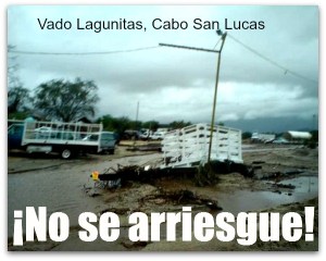 w carro atorado en vado lagunitas