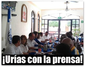 2 - 1 rueda de prensa del pan la paz doctor urias corrales