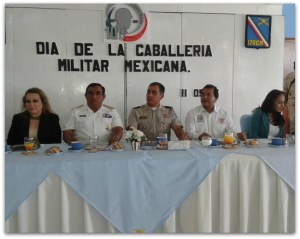 2 - 1 alcalde Venustiano Perez, el Srio. Gral.  Guillermo Medina, encabezo los festejos del Dia de la Caballeria Militar.