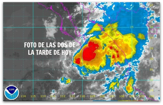 2 - 1 tormenta lorena en este momento tres de la tarde