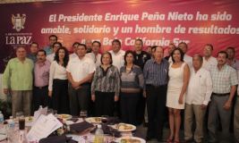 2 - 1 delegados federales se abrieron con esthela ponce para la gubernatura