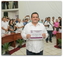 1 a carlos mendoza gobernador electo bcs 2