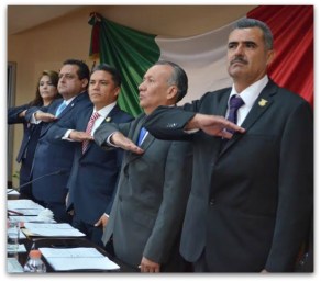 0 a carlos mendoza en congreso de bcs