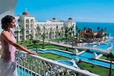 0 a hotel riu