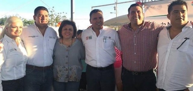 0 fede esthela ponce con su ahijado valdivia
