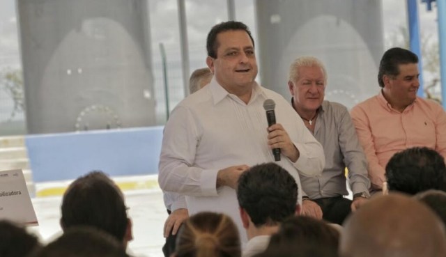 0-a-a-carlos-mendoza-davis-agua-san-jose-del-cabo