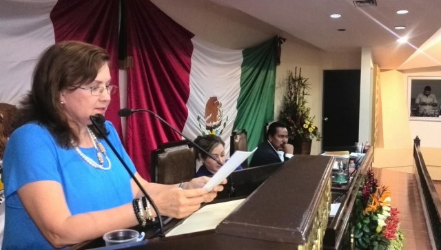 0-a-a-diputada-vonborstel-premio-estatal-de-la-juventud