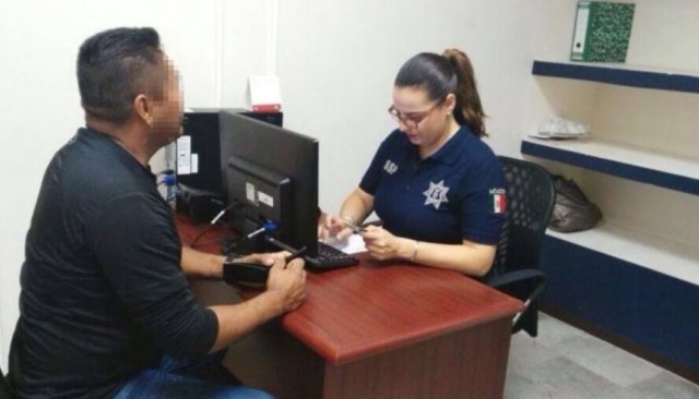 0-a-a-a-detenido-aeropuerto-de-los-cabos