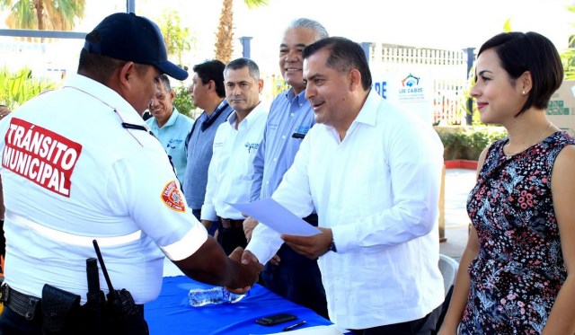0-a-a-a-dia-del-policia-en-los-cabos