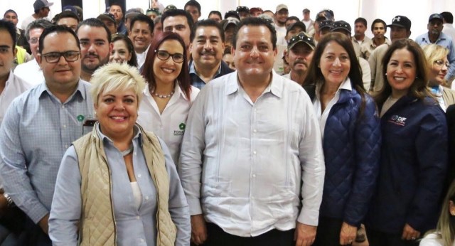 0-a-a-gira-loreto-carlos-mendoza-davis
