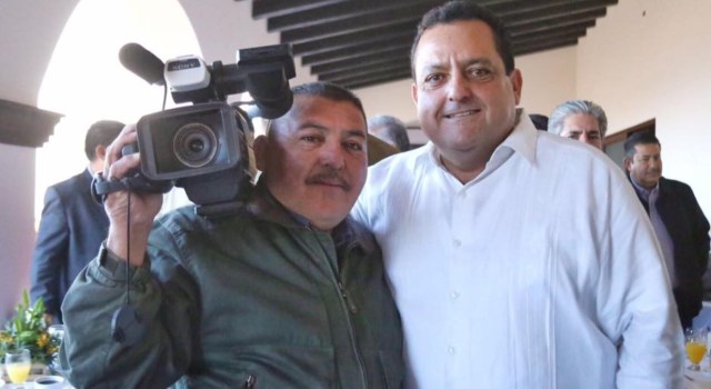 0-a-gobernador-prensa-1