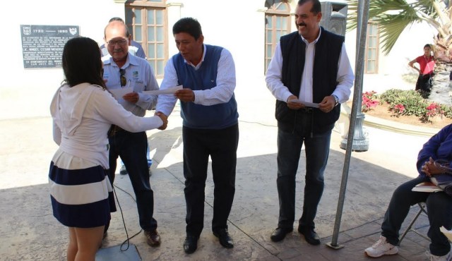 0-a-a-a-becas-los-cabos