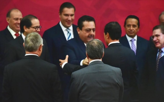 0-a-a-a-carlos-mendoza-davis-gobernador-4